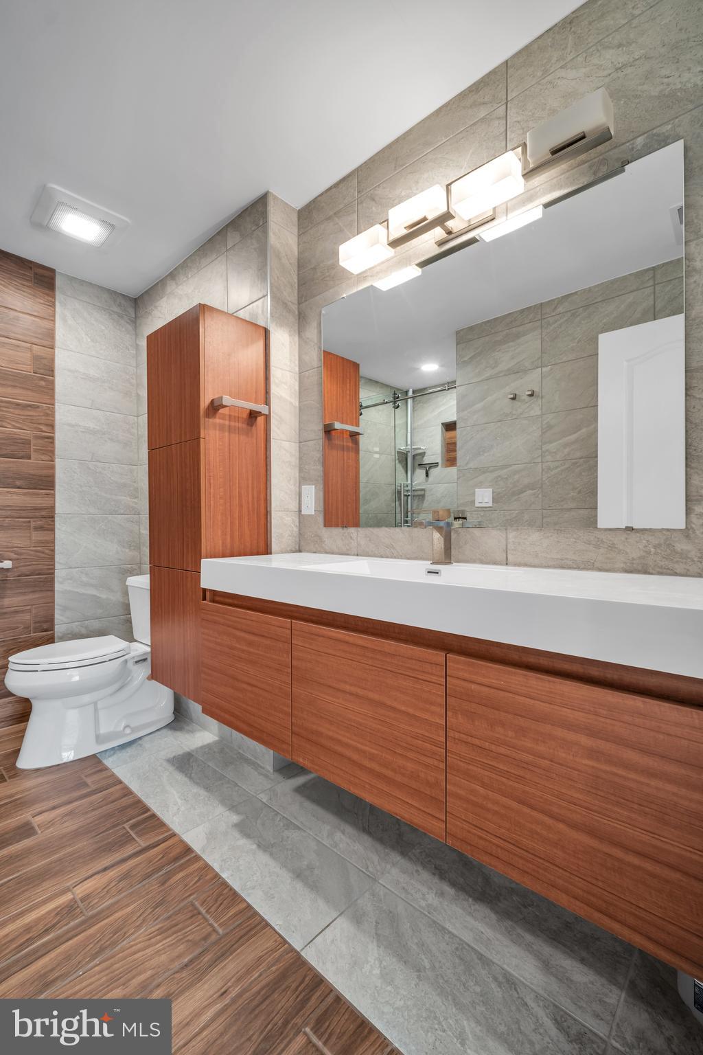 CREEK VIEW CROSSING - Residential