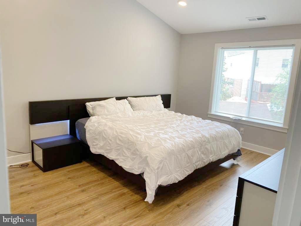 CREEK VIEW CROSSING - Residential