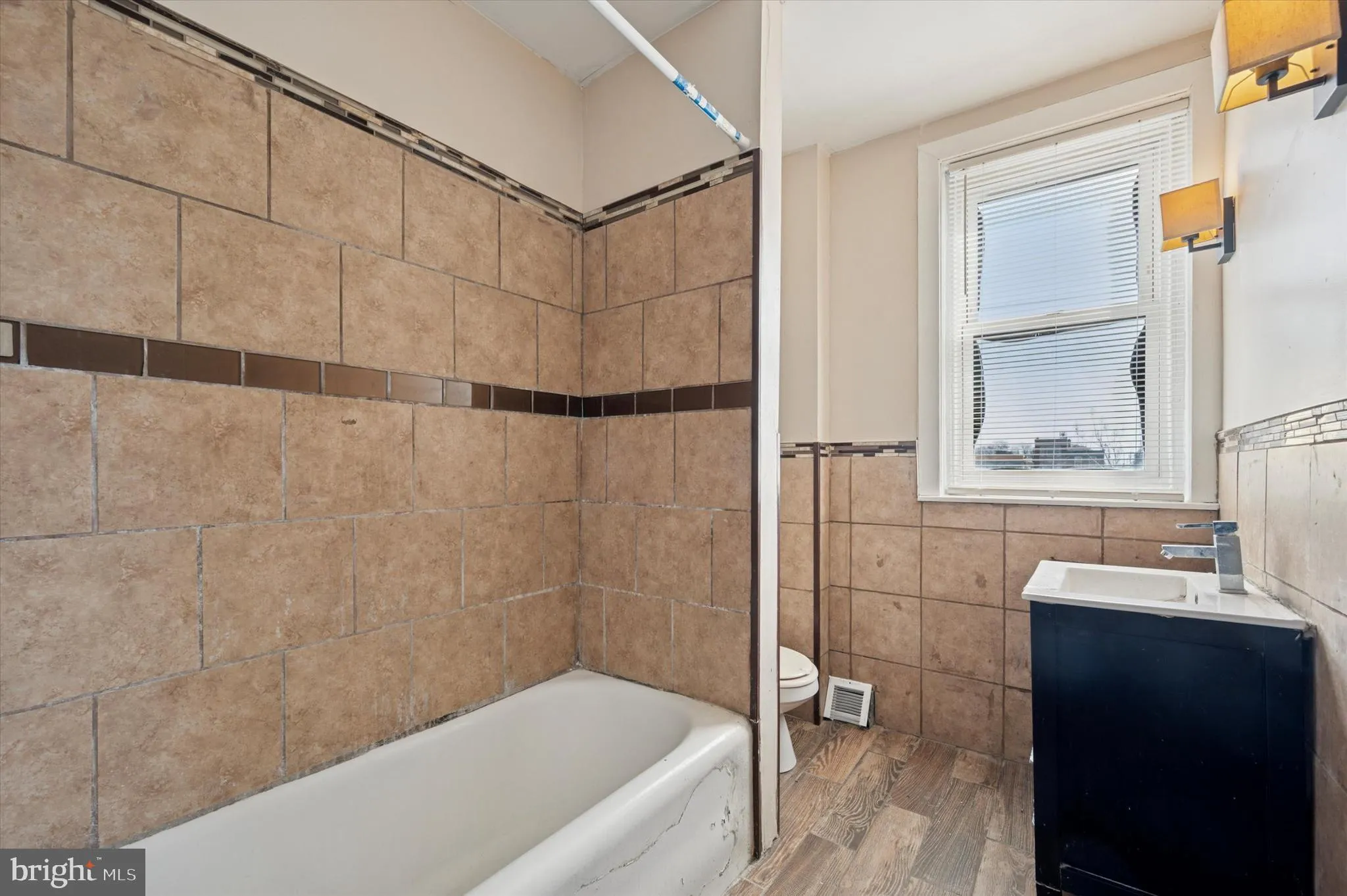 Philadelphia, Pennsylvania 19134, United States, 3 Bedrooms Bedrooms, ,1 BathroomBathrooms,Residential,Active,24927