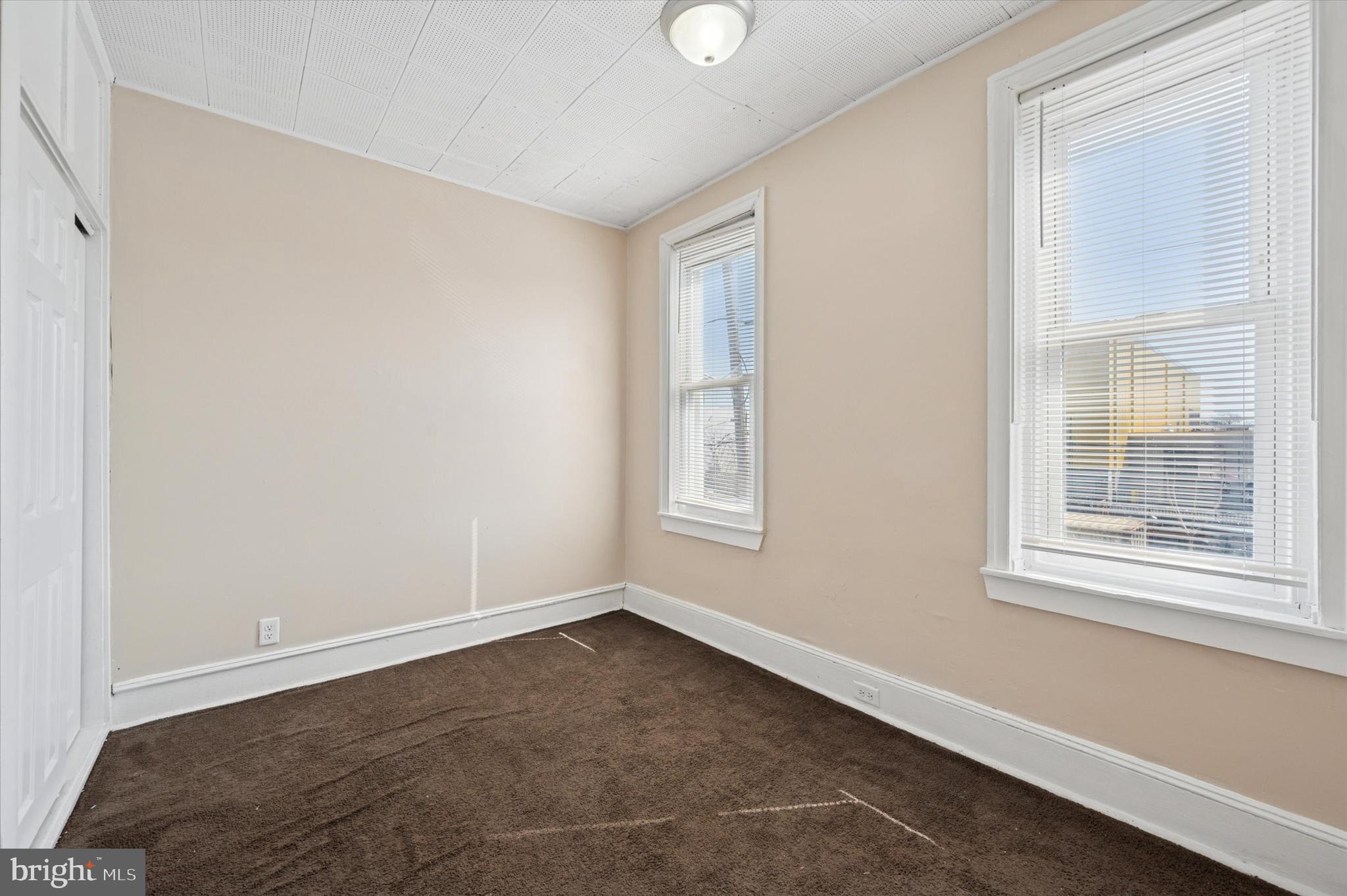 HARROWGATE - Residential