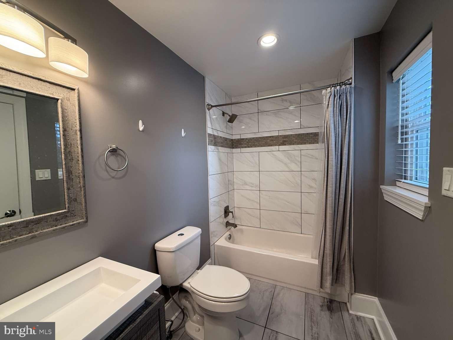 GRADUATE HOSPITAL - Residential