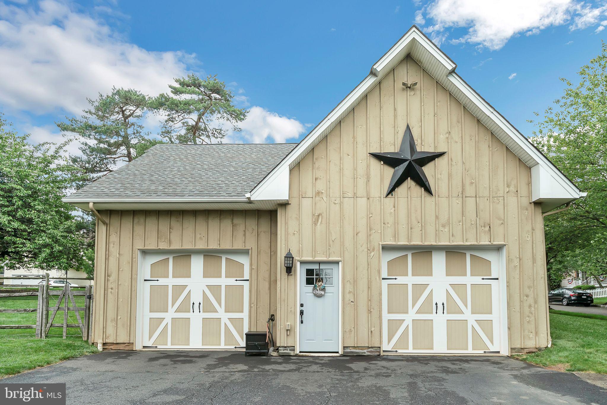 NEW BRITAIN WALK - Residential