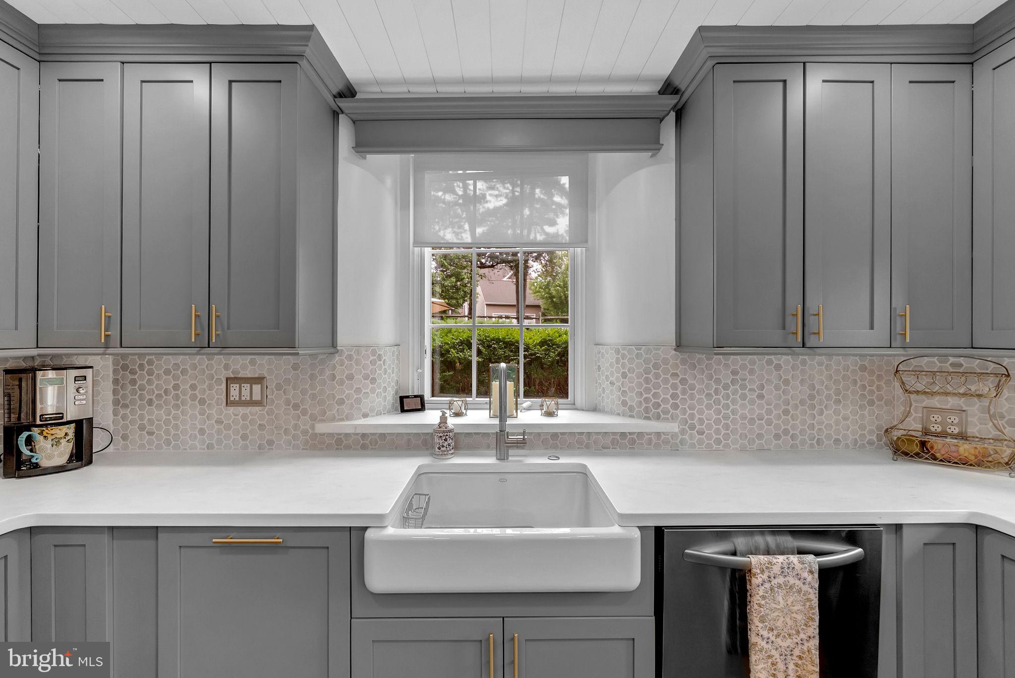 NEW BRITAIN WALK - Residential