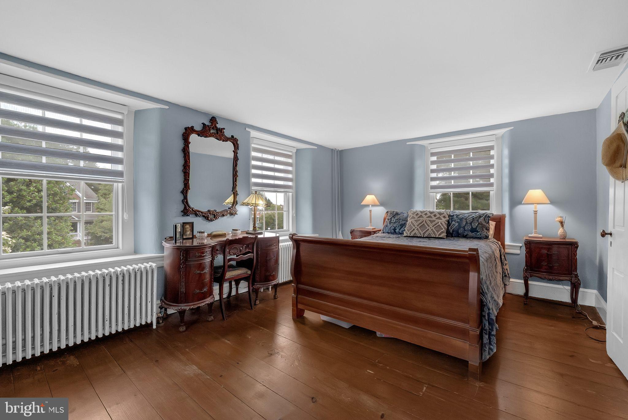 NEW BRITAIN WALK - Residential