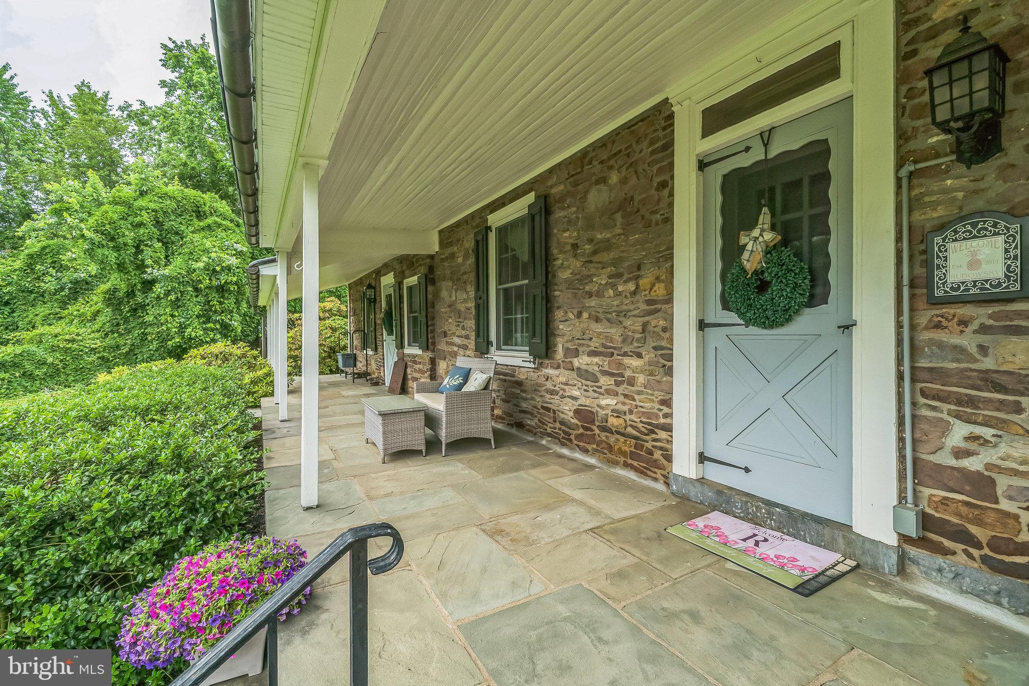 NEW BRITAIN WALK - Residential