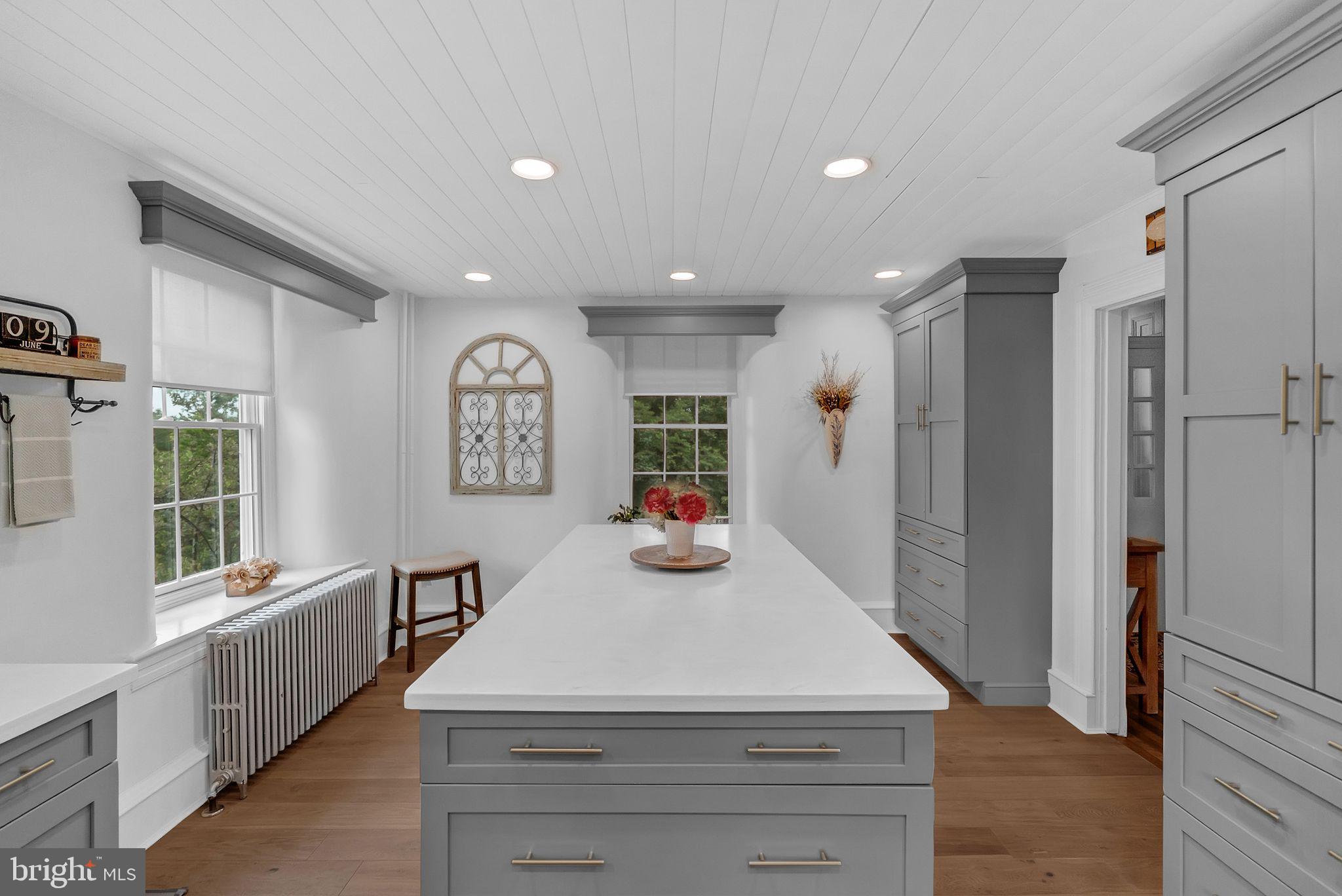 NEW BRITAIN WALK - Residential