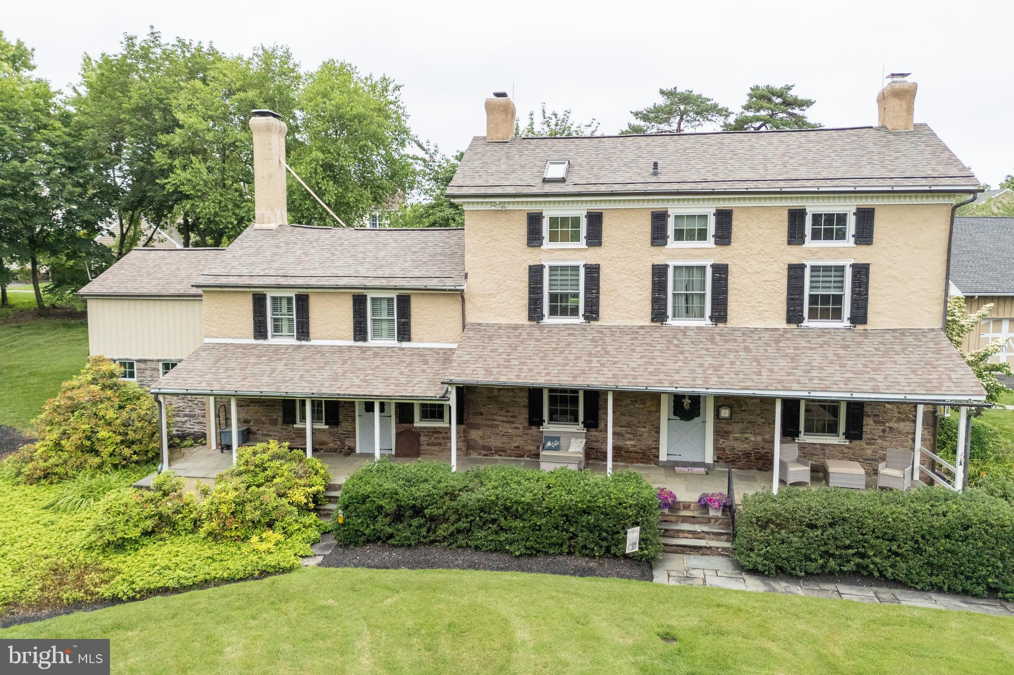 NEW BRITAIN WALK - Residential