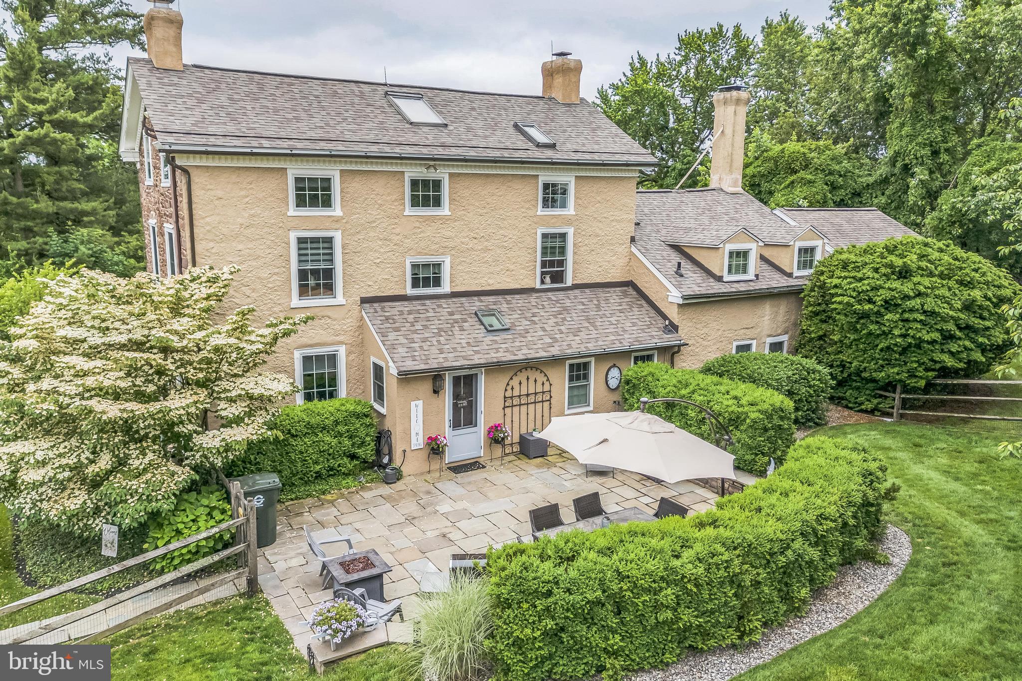 NEW BRITAIN WALK - Residential