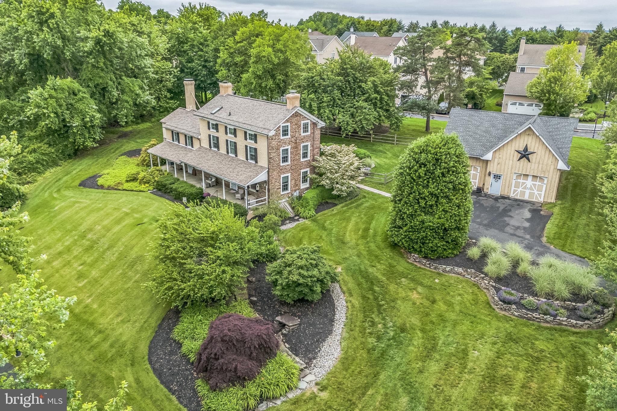 NEW BRITAIN WALK - Residential