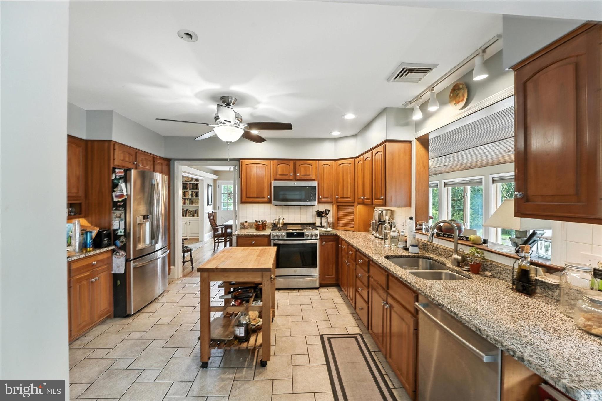 300 SANATOGA ROAD