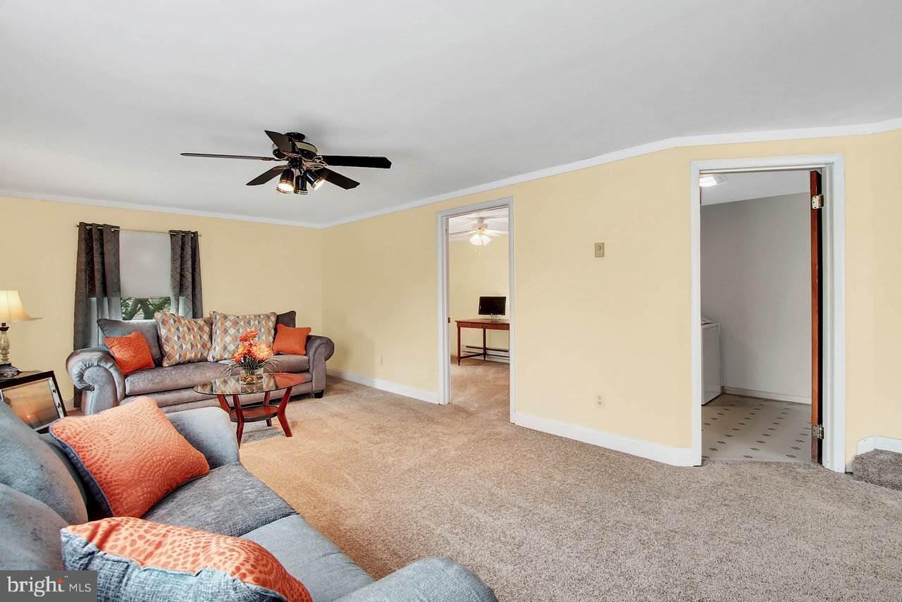 CROWN POINTE VISTAS - Residential