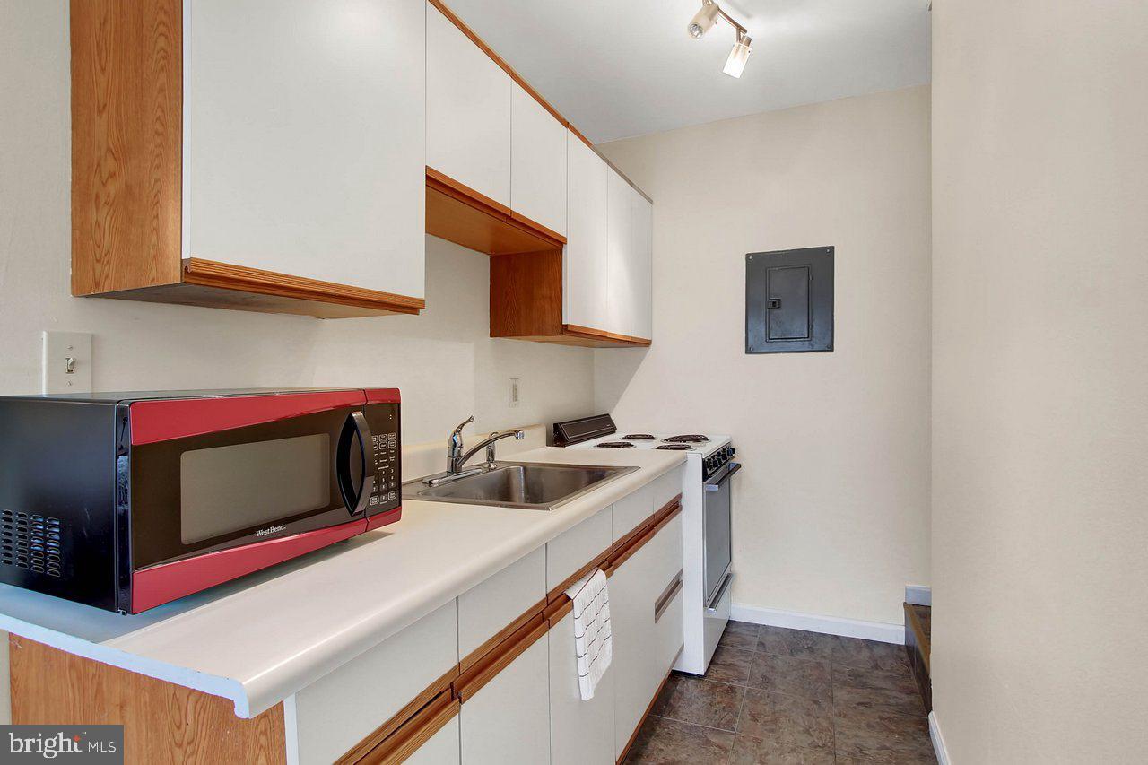 CROWN POINTE VISTAS - Residential