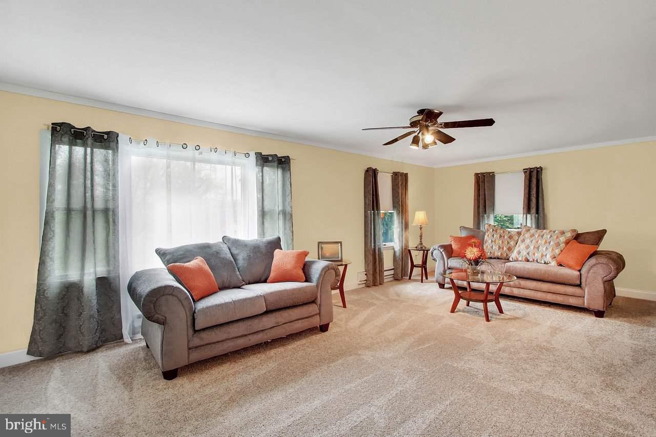 CROWN POINTE VISTAS - Residential