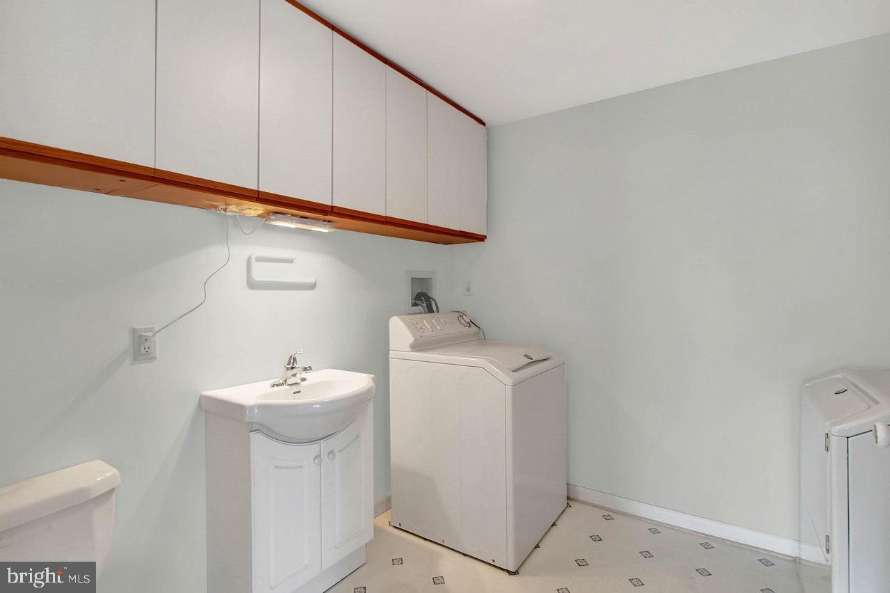 CROWN POINTE VISTAS - Residential