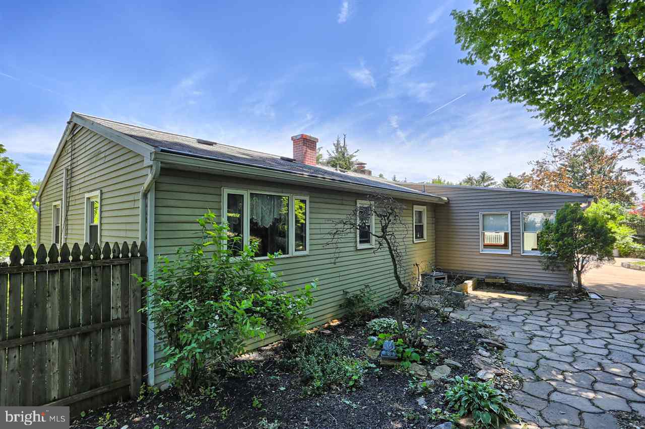 CROWN POINTE VISTAS - Residential