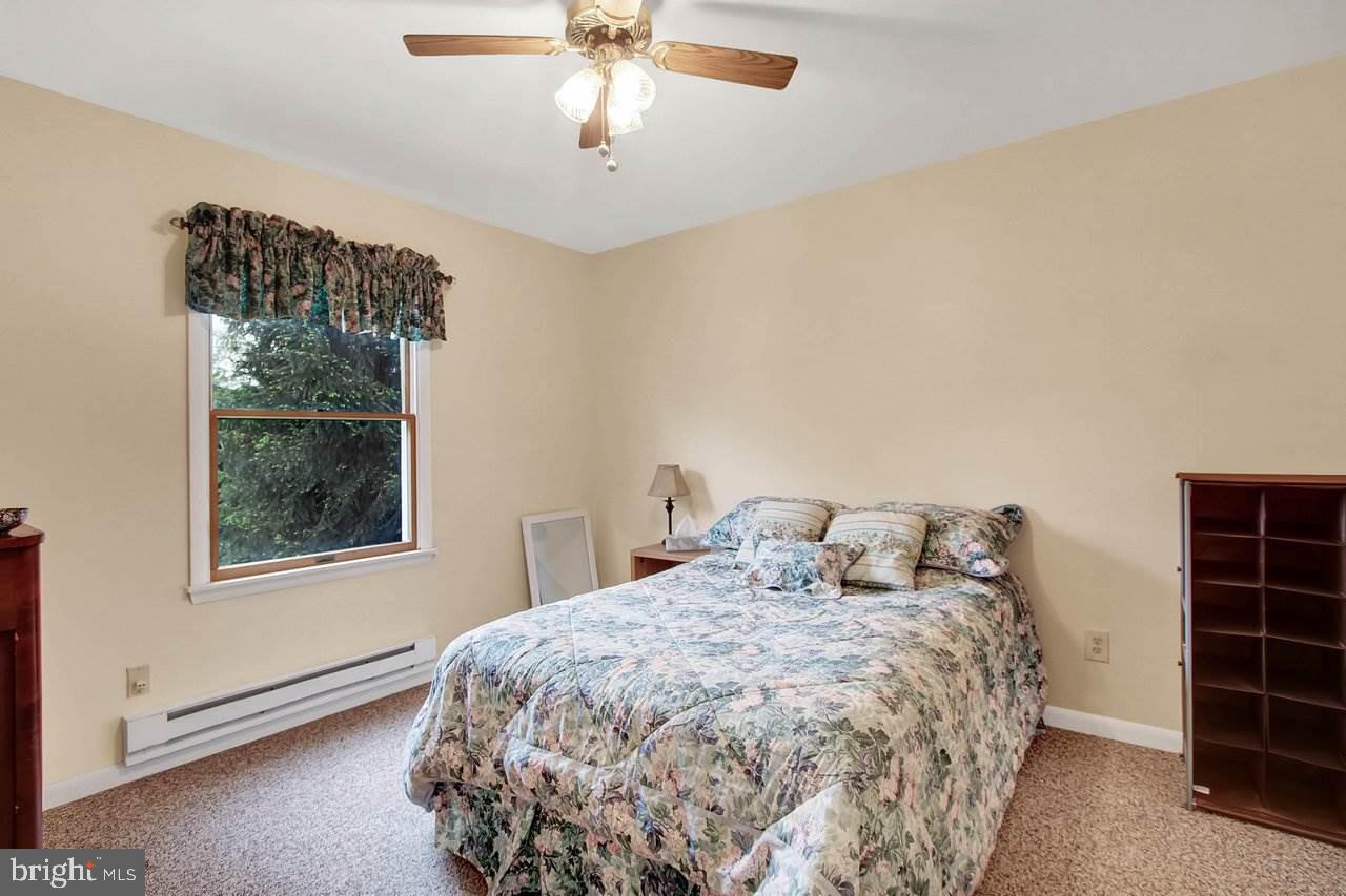 CROWN POINTE VISTAS - Residential