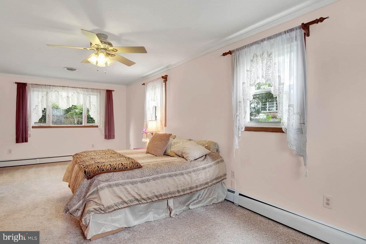 CROWN POINTE VISTAS - Residential