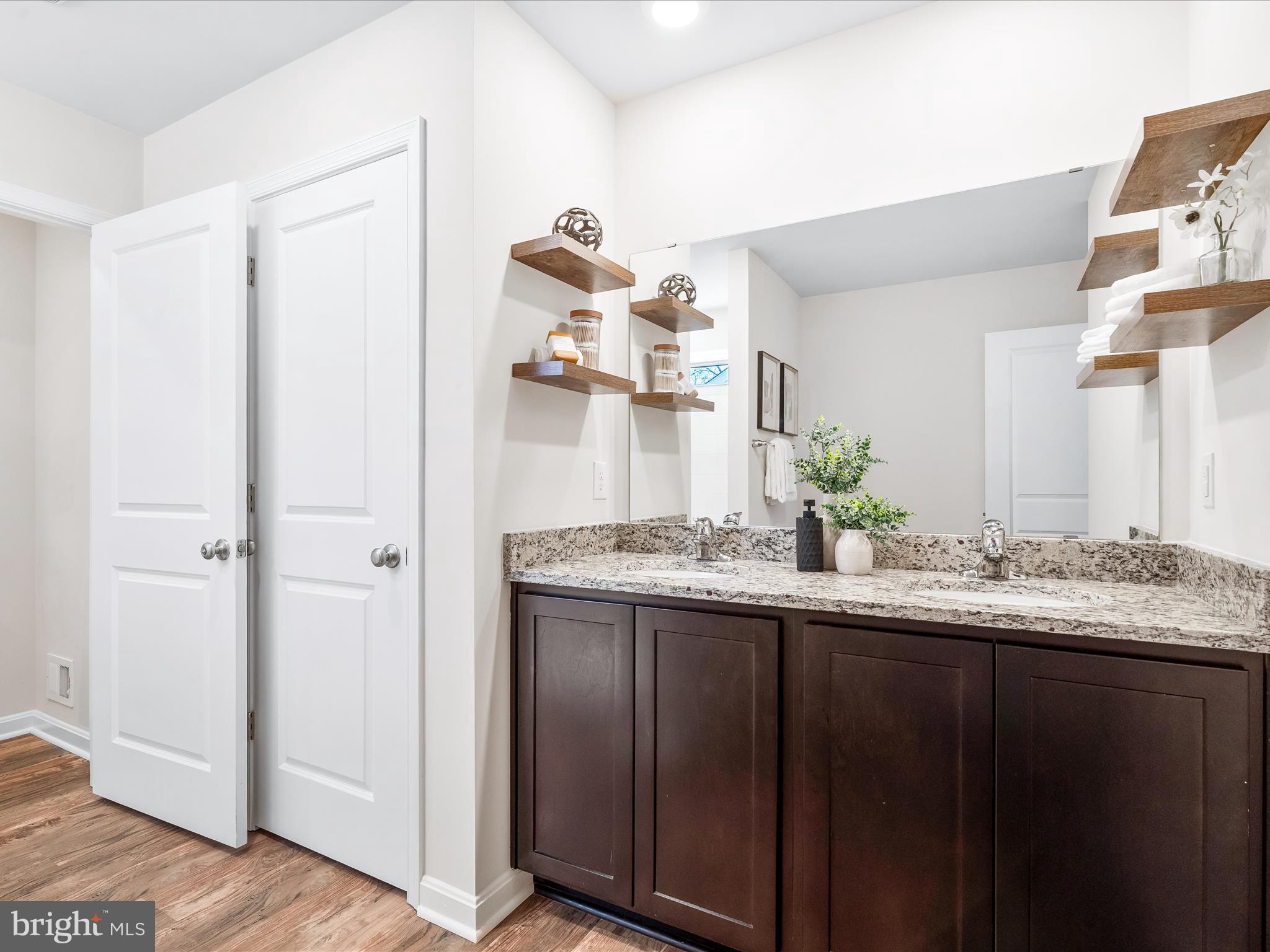 TUSCARORA CREEK - Residential