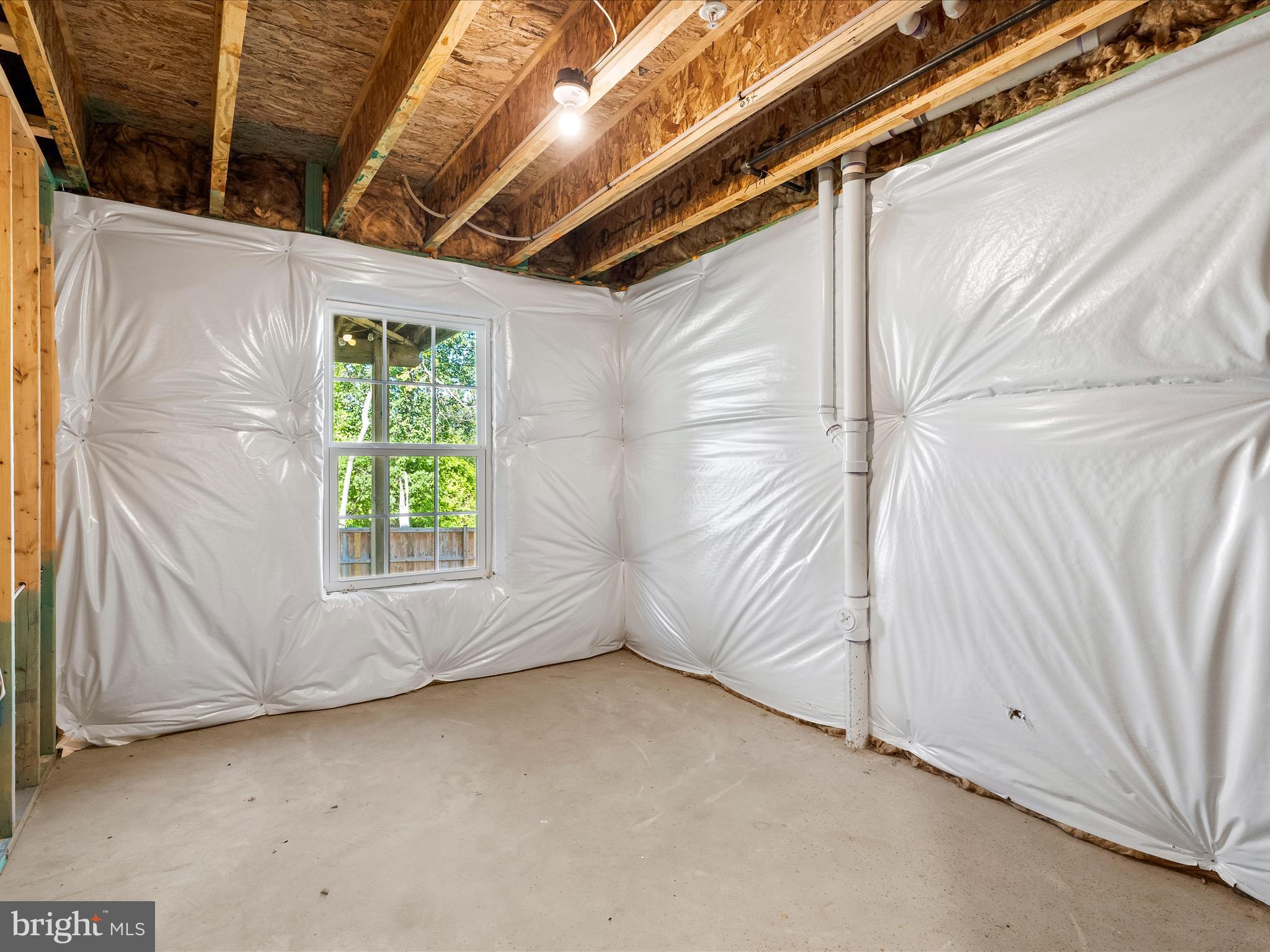 TUSCARORA CREEK - Residential