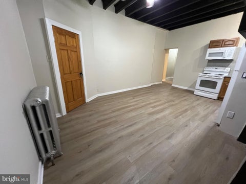 Condo For Rent - 1709 W Montgomery Avenue #1<br/> PHILADELPHIA, PA 19121