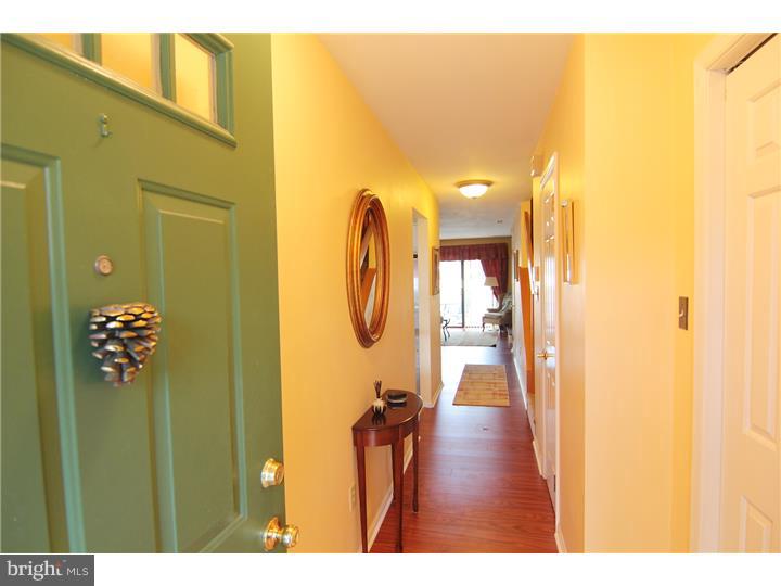 WALNUT HILL - Residential