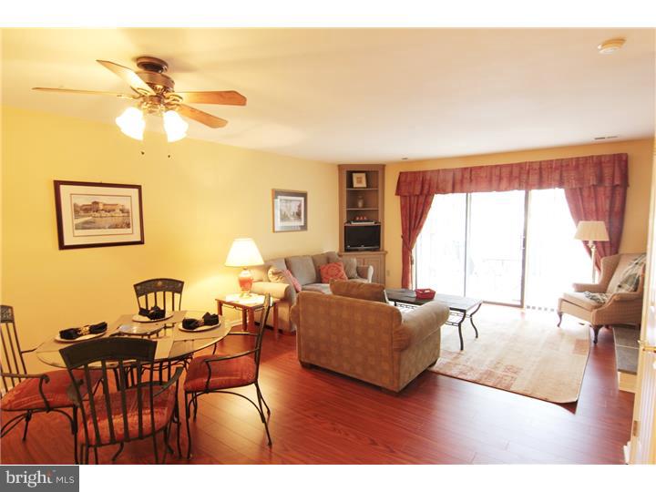 WALNUT HILL - Residential
