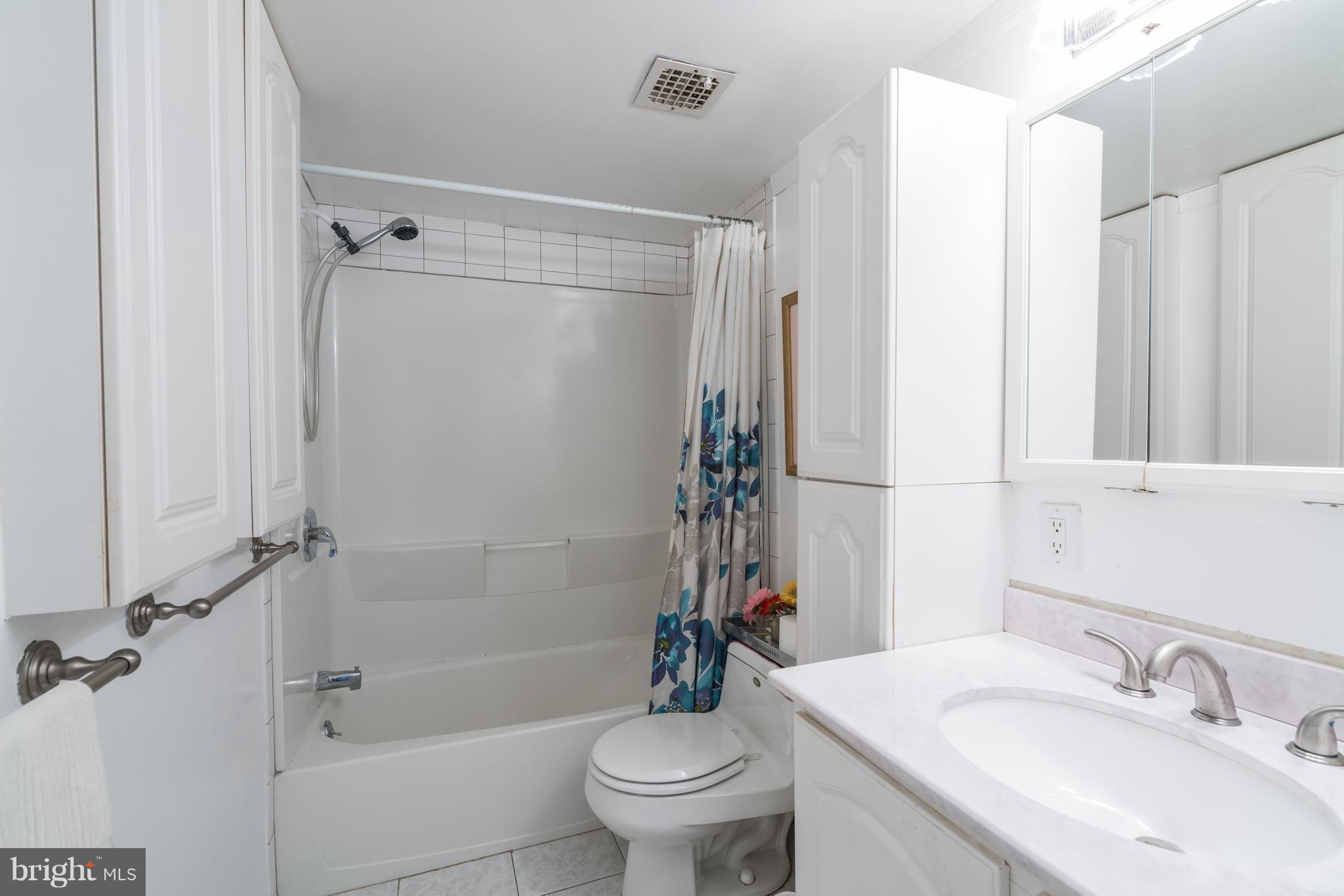 AMERICANA FINMARK - Residential