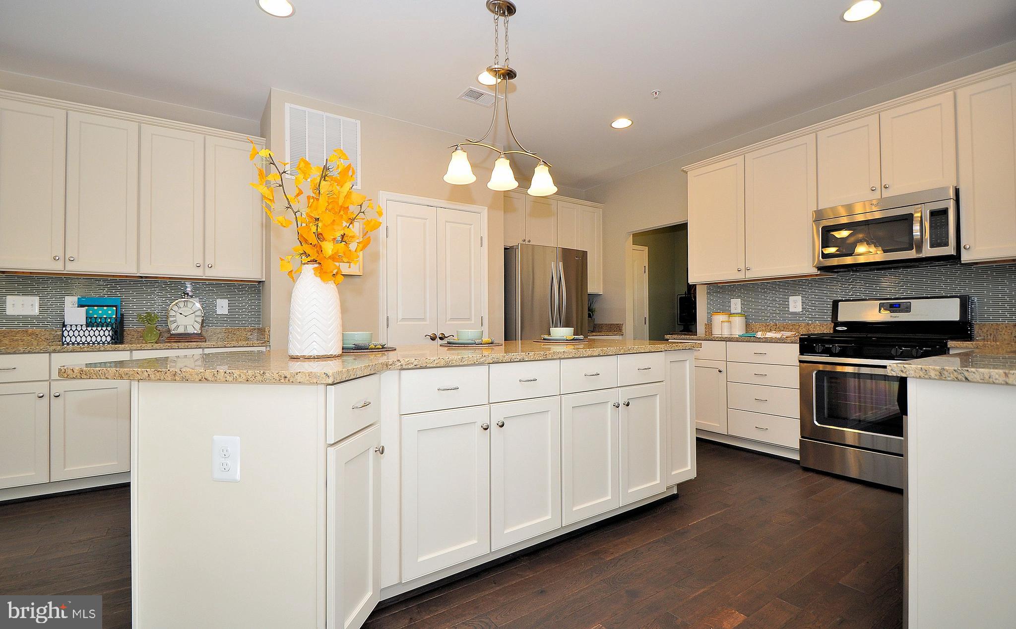 NORTH SHORE LANDING - Residential