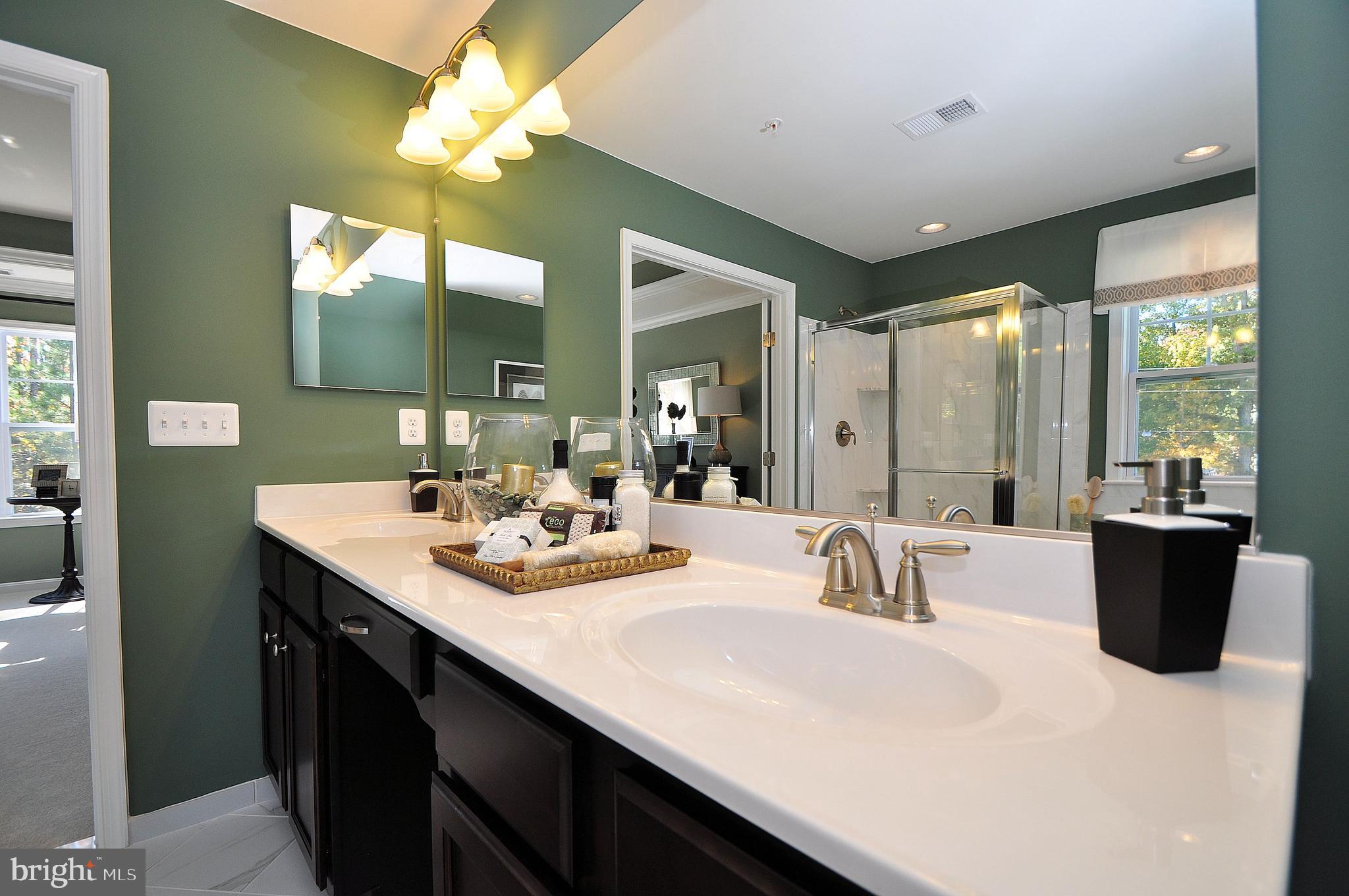 NORTH SHORE LANDING - Residential