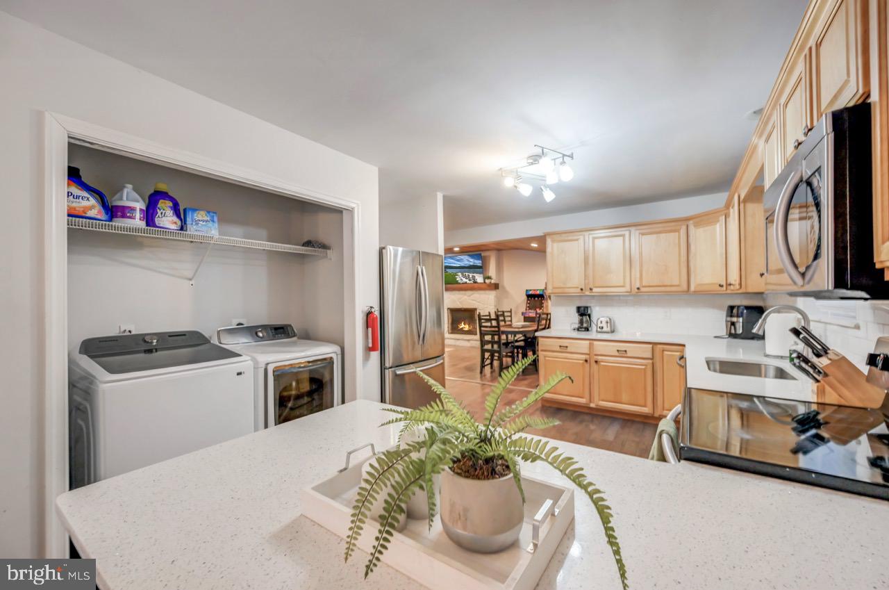 SPLIT ROCK - Residential