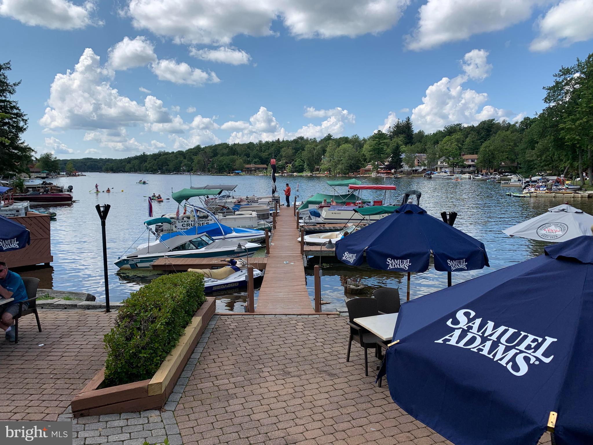 SPLIT ROCK - Residential