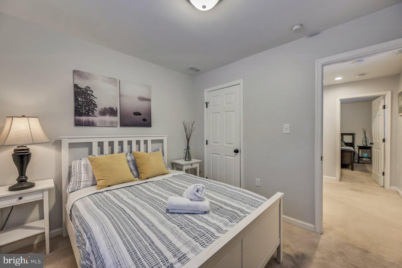 SPLIT ROCK - Residential