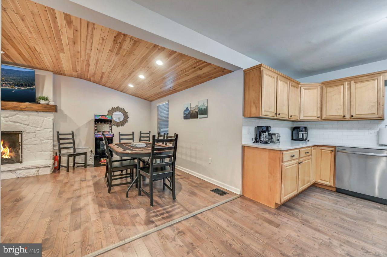 SPLIT ROCK - Residential