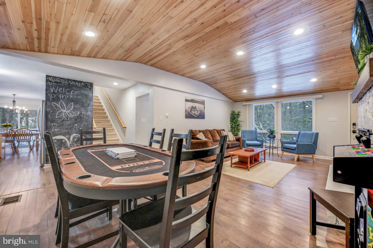 SPLIT ROCK - Residential