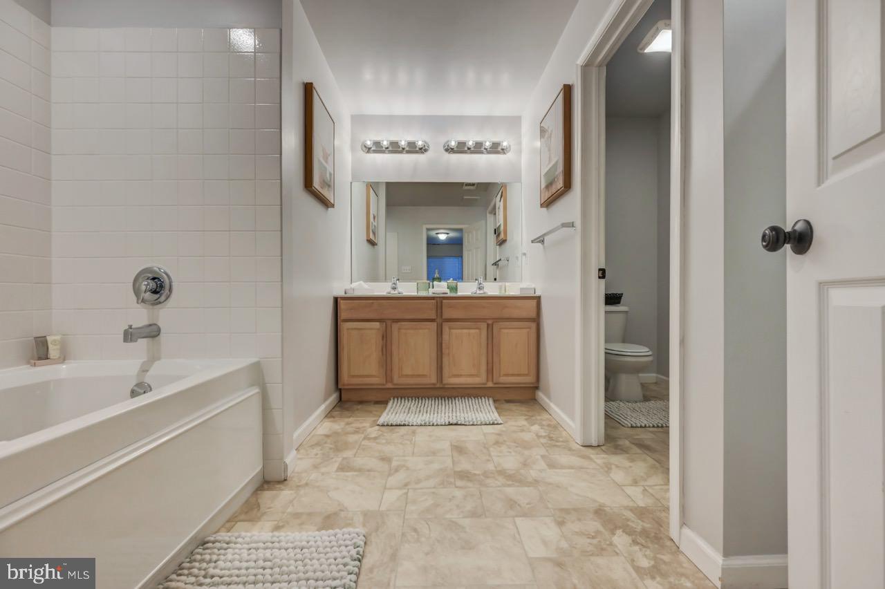 SPLIT ROCK - Residential