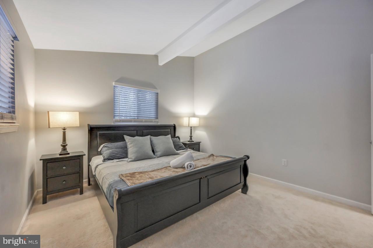 SPLIT ROCK - Residential