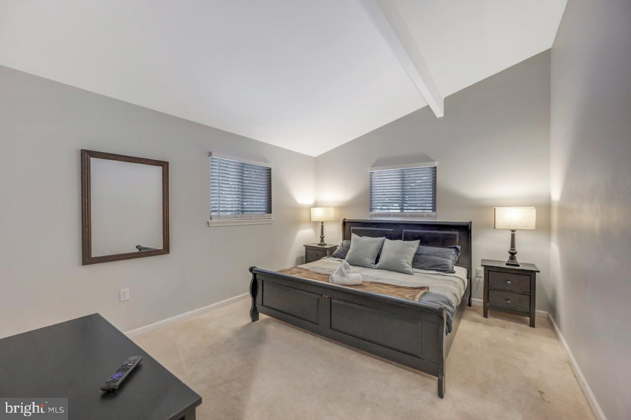 SPLIT ROCK - Residential