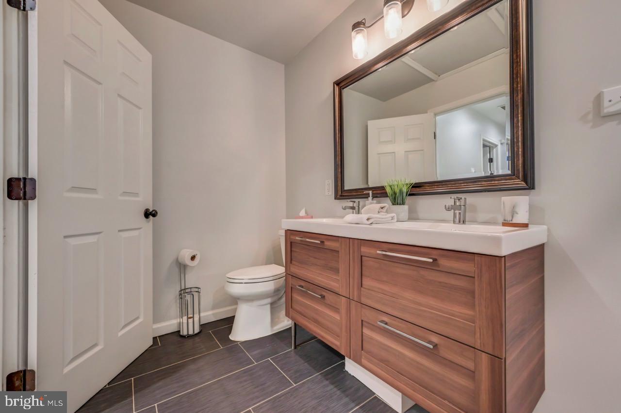 SPLIT ROCK - Residential