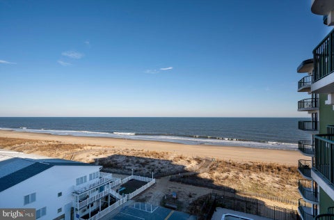 Condo For Sale - 3 35th Street #606<br/> OCEAN CITY, MD 21842