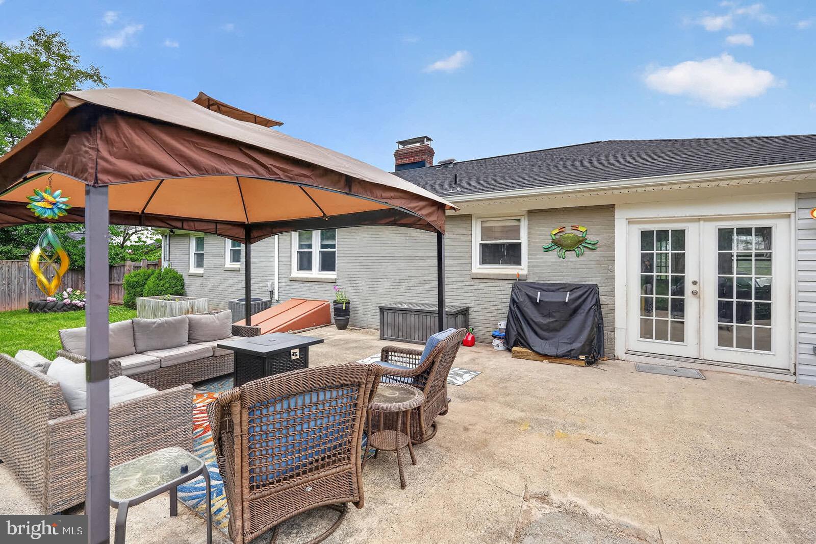 TUSCARORA CREEK - Residential