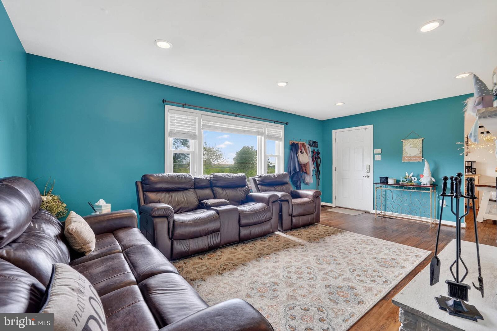 TUSCARORA CREEK - Residential