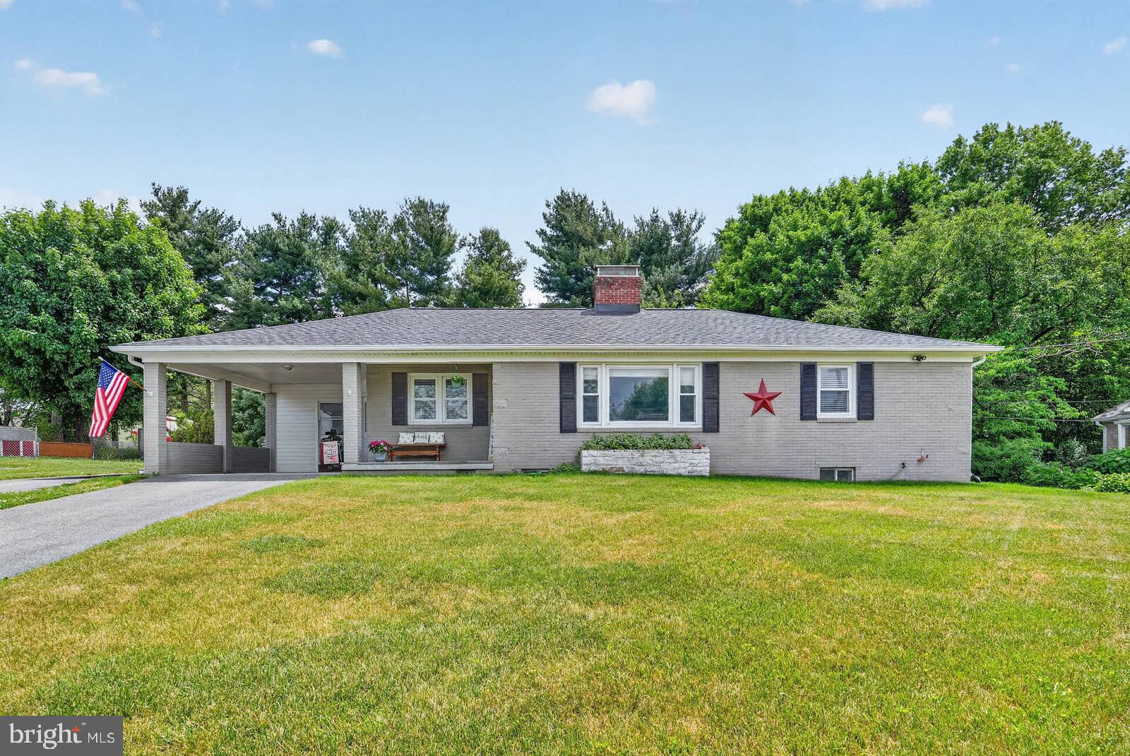 TUSCARORA CREEK - Residential