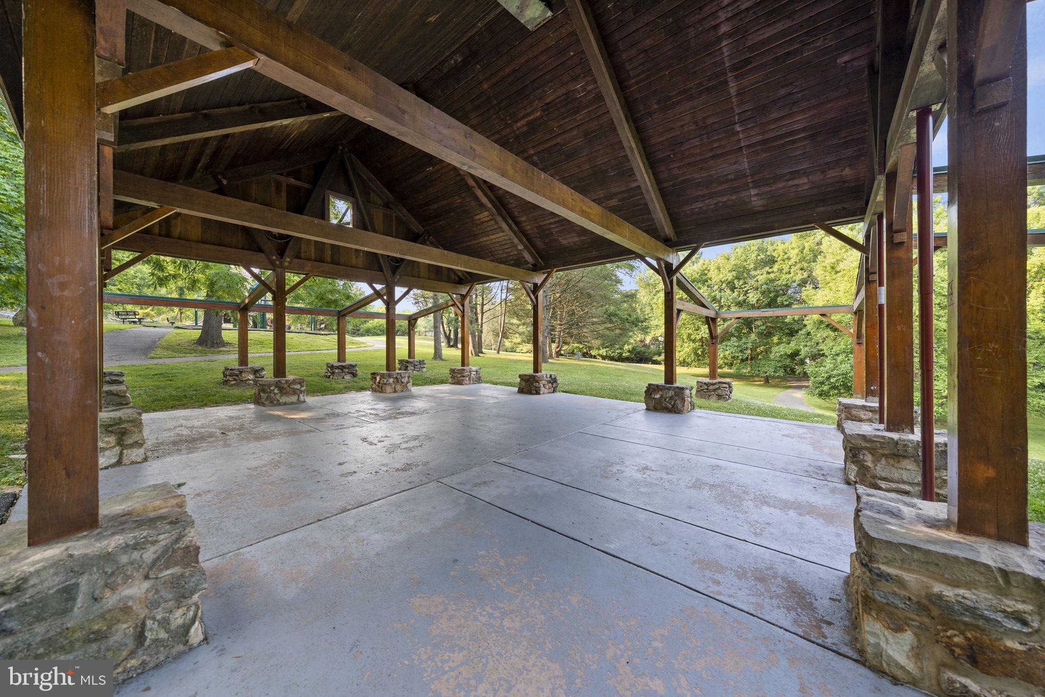 HUNGERFORD - Residential