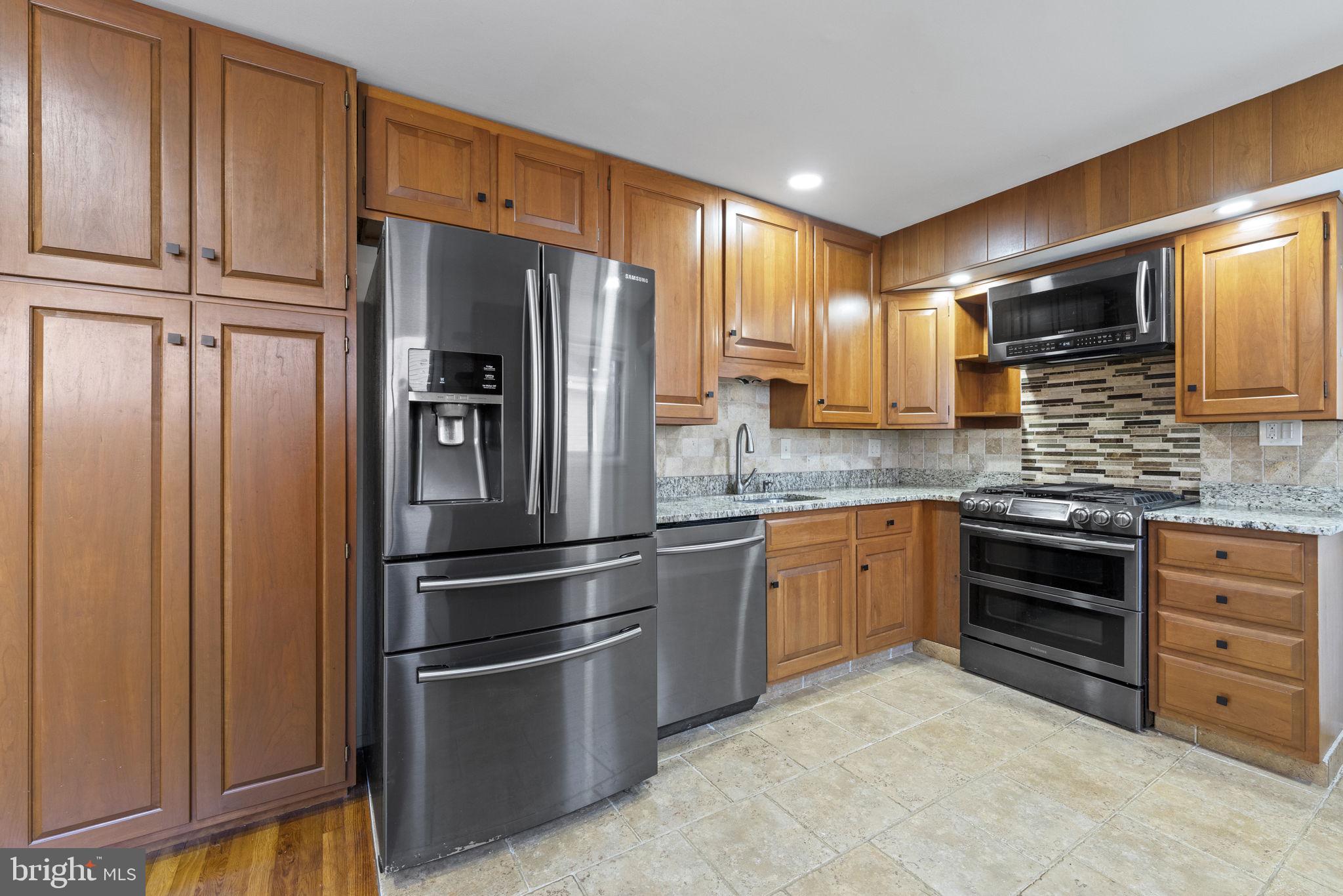 HUNGERFORD - Residential