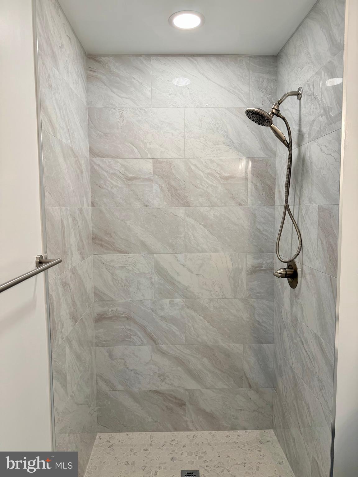 POHICK SQUARE - Residential