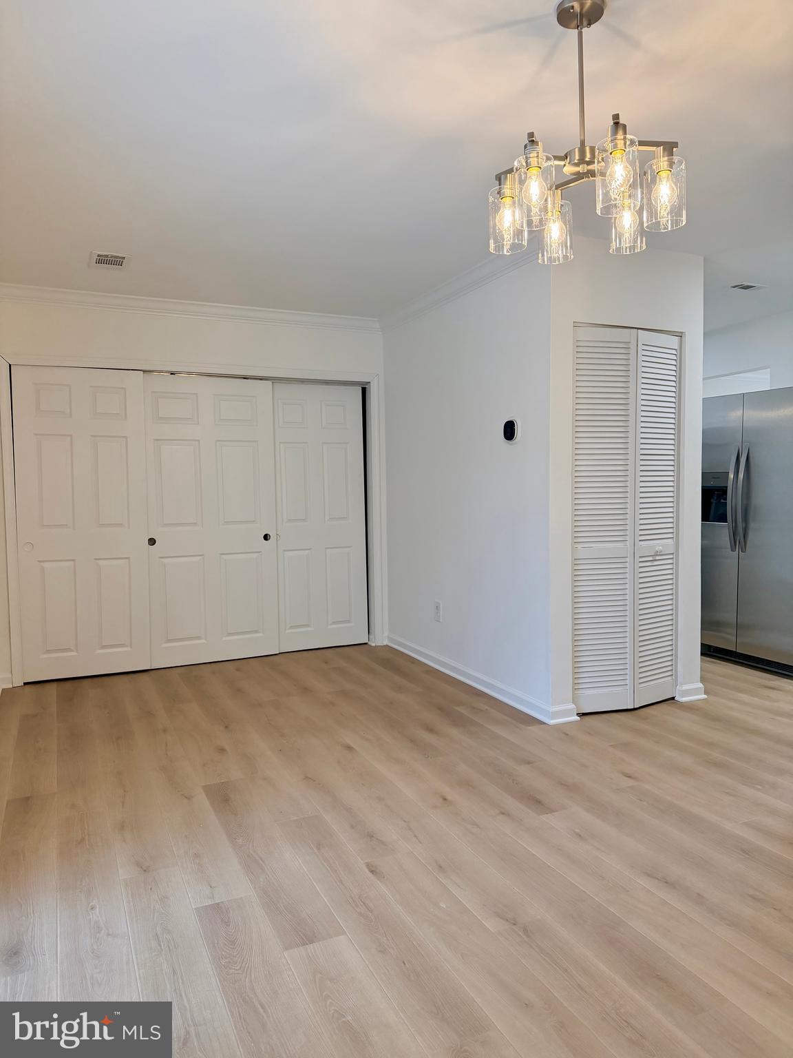 POHICK SQUARE - Residential