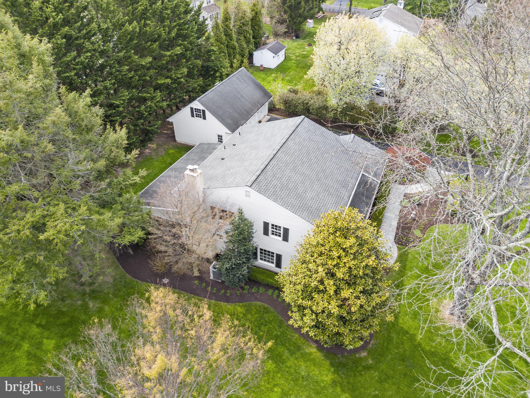 BLUE BELL GLENN - Residential