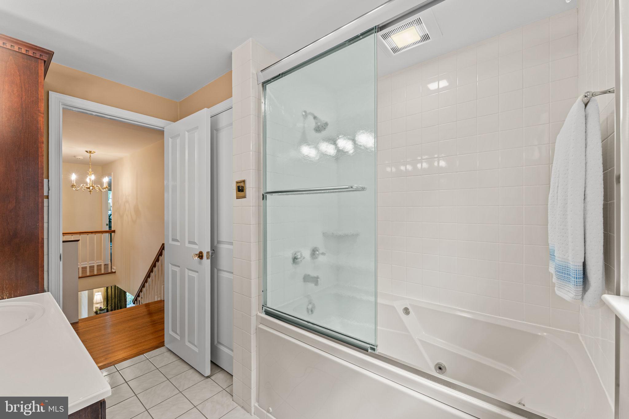 BLUE BELL GLENN - Residential