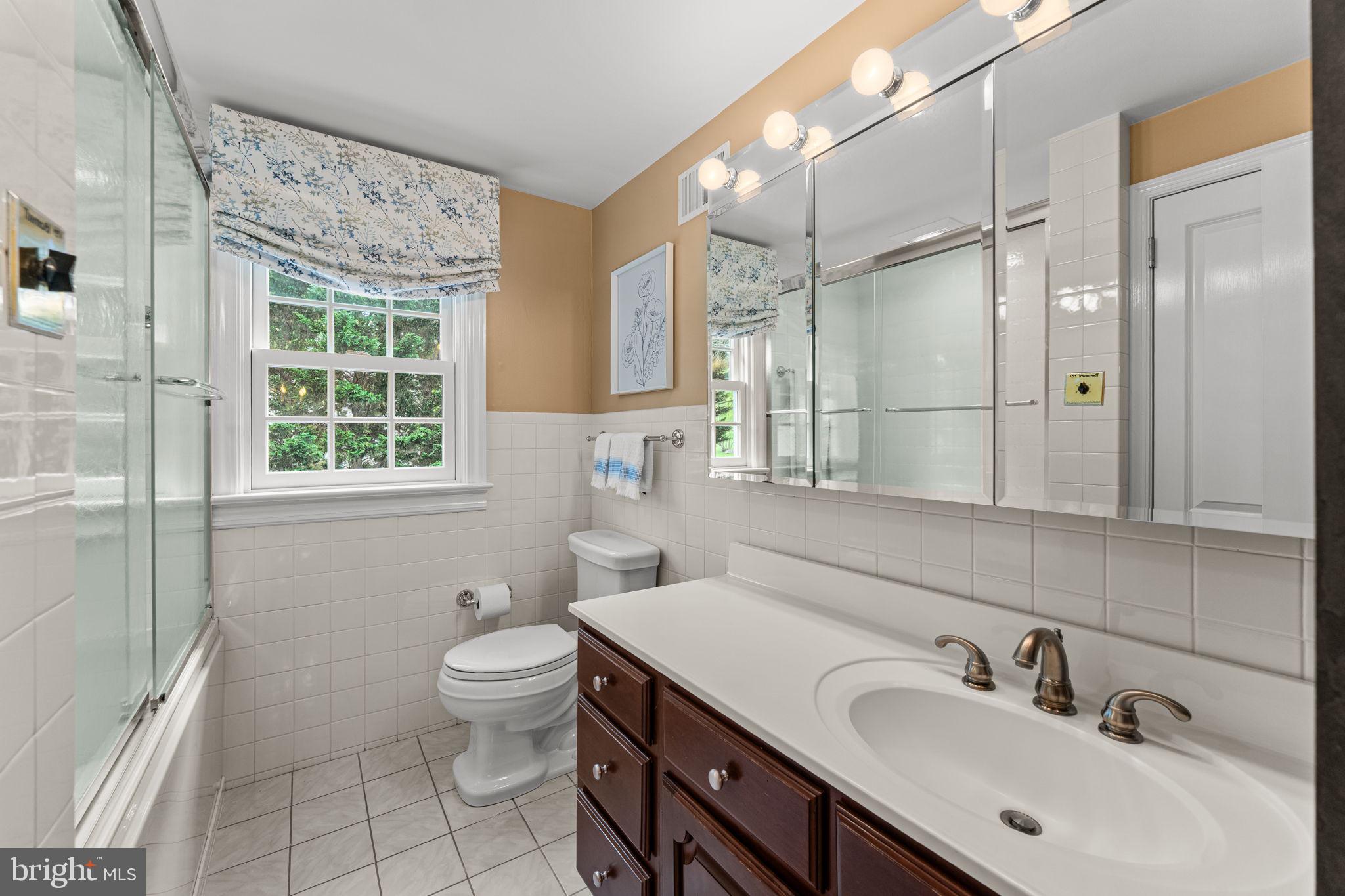 BLUE BELL GLENN - Residential