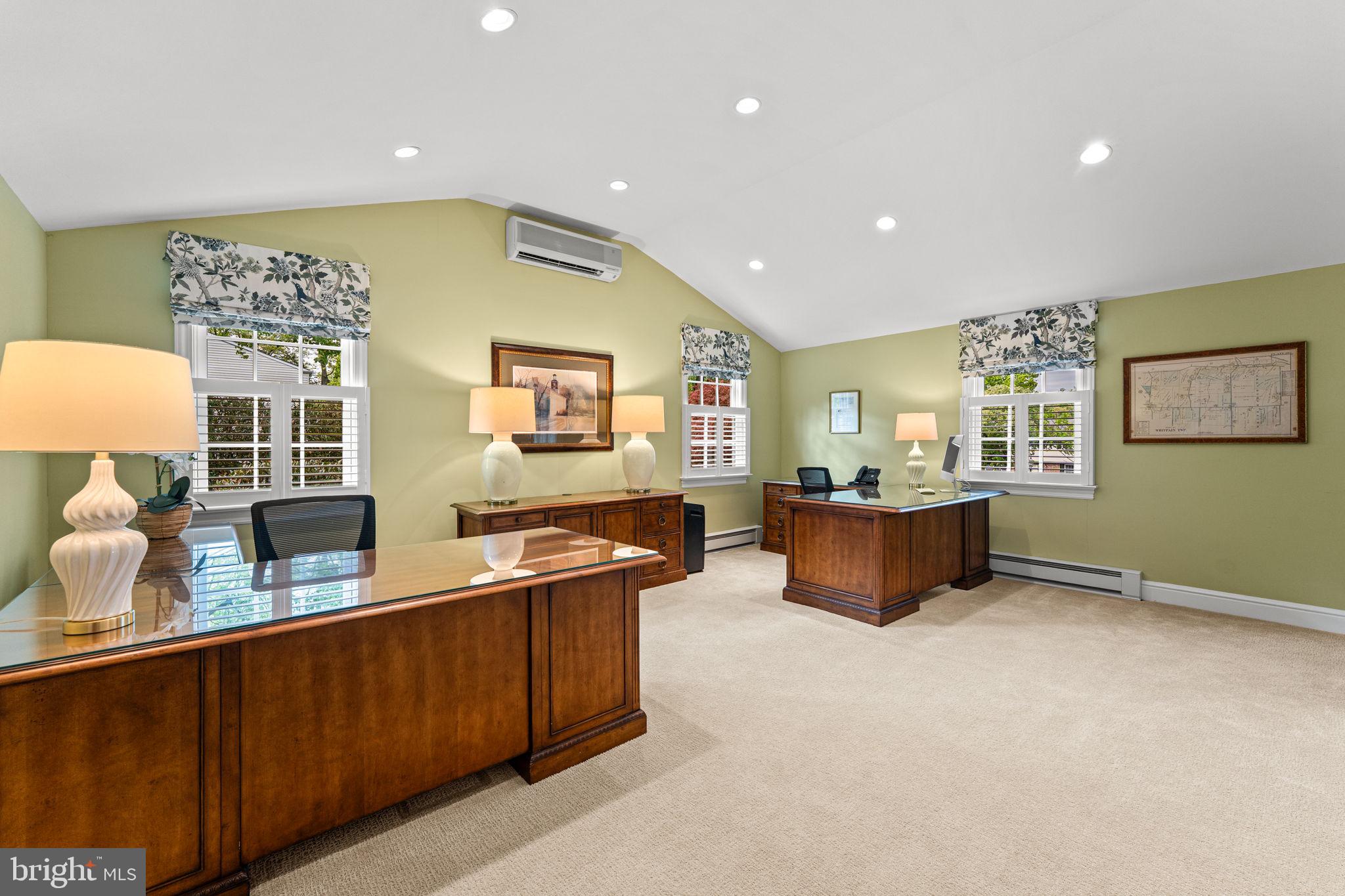 BLUE BELL GLENN - Residential